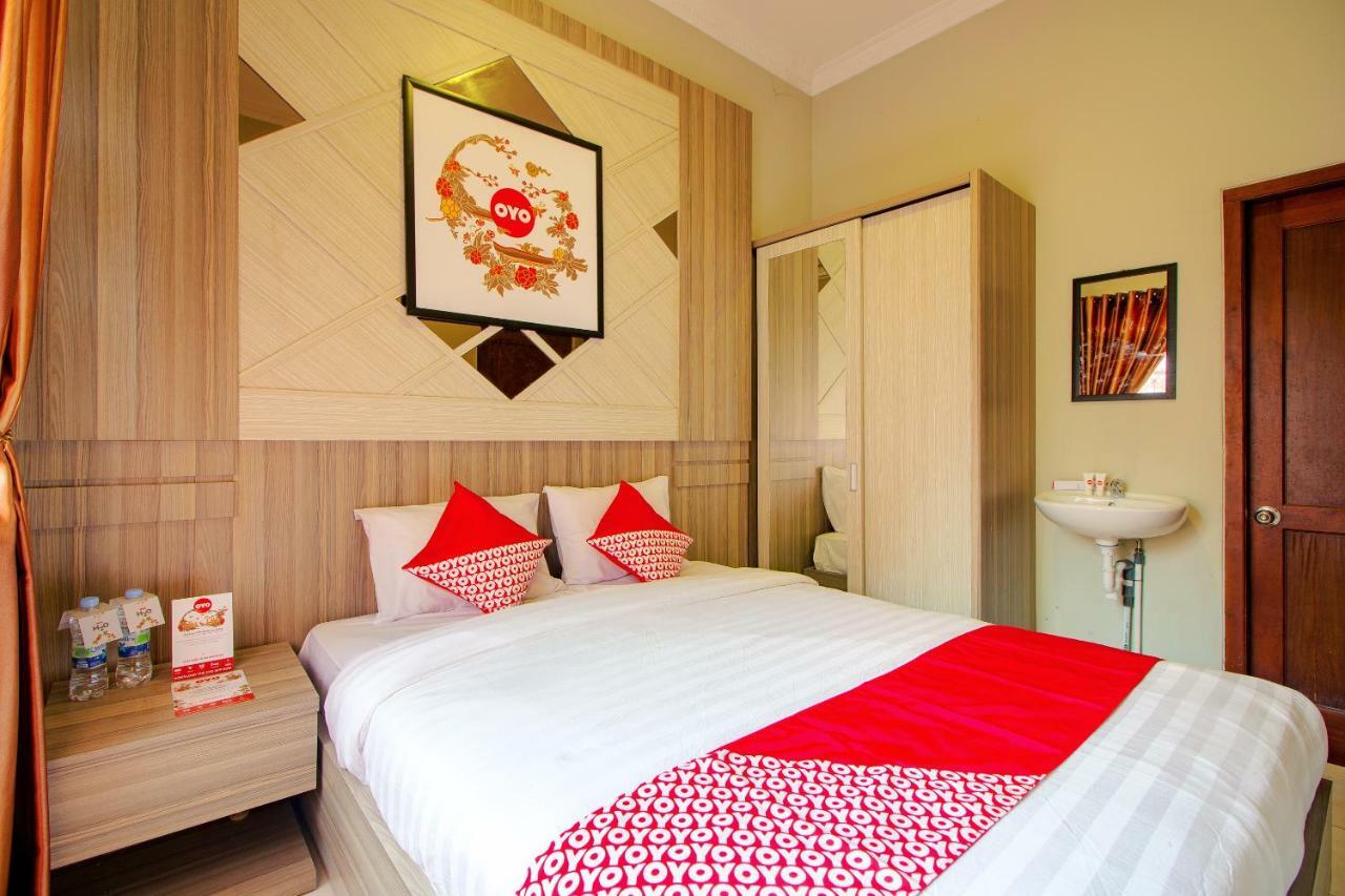 Oyo 1195 The Doctor'S Guest House Syariah Kejayan Εξωτερικό φωτογραφία