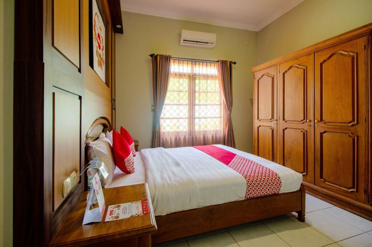 Oyo 1195 The Doctor'S Guest House Syariah Kejayan Εξωτερικό φωτογραφία