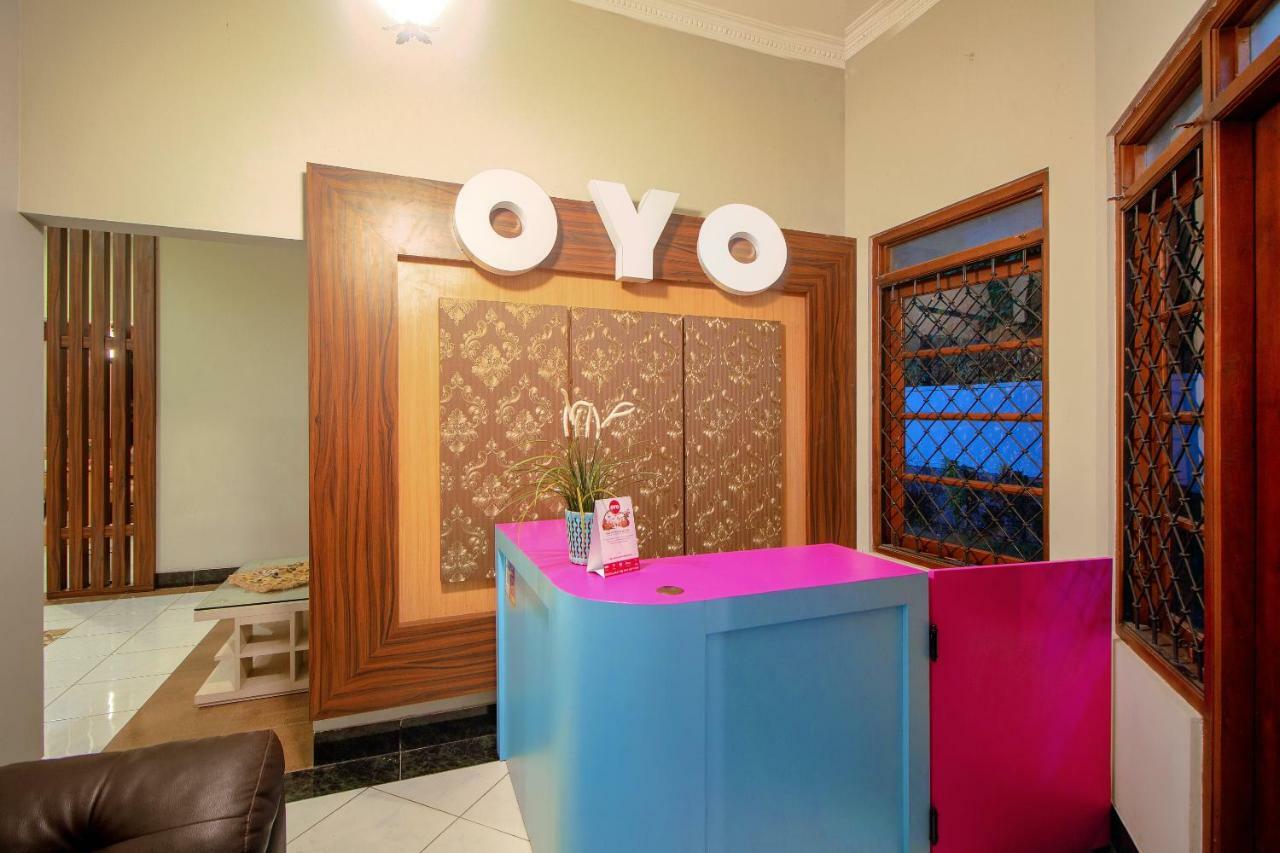 Oyo 1195 The Doctor'S Guest House Syariah Kejayan Εξωτερικό φωτογραφία