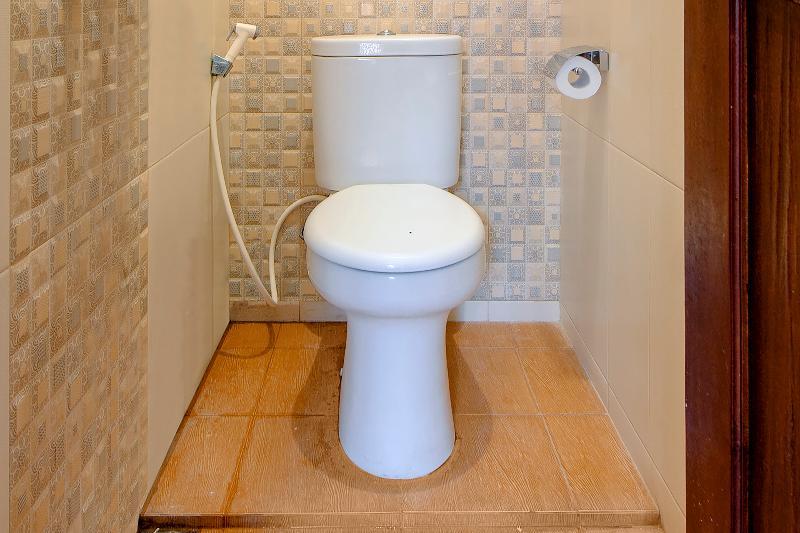 Oyo 1195 The Doctor'S Guest House Syariah Kejayan Εξωτερικό φωτογραφία